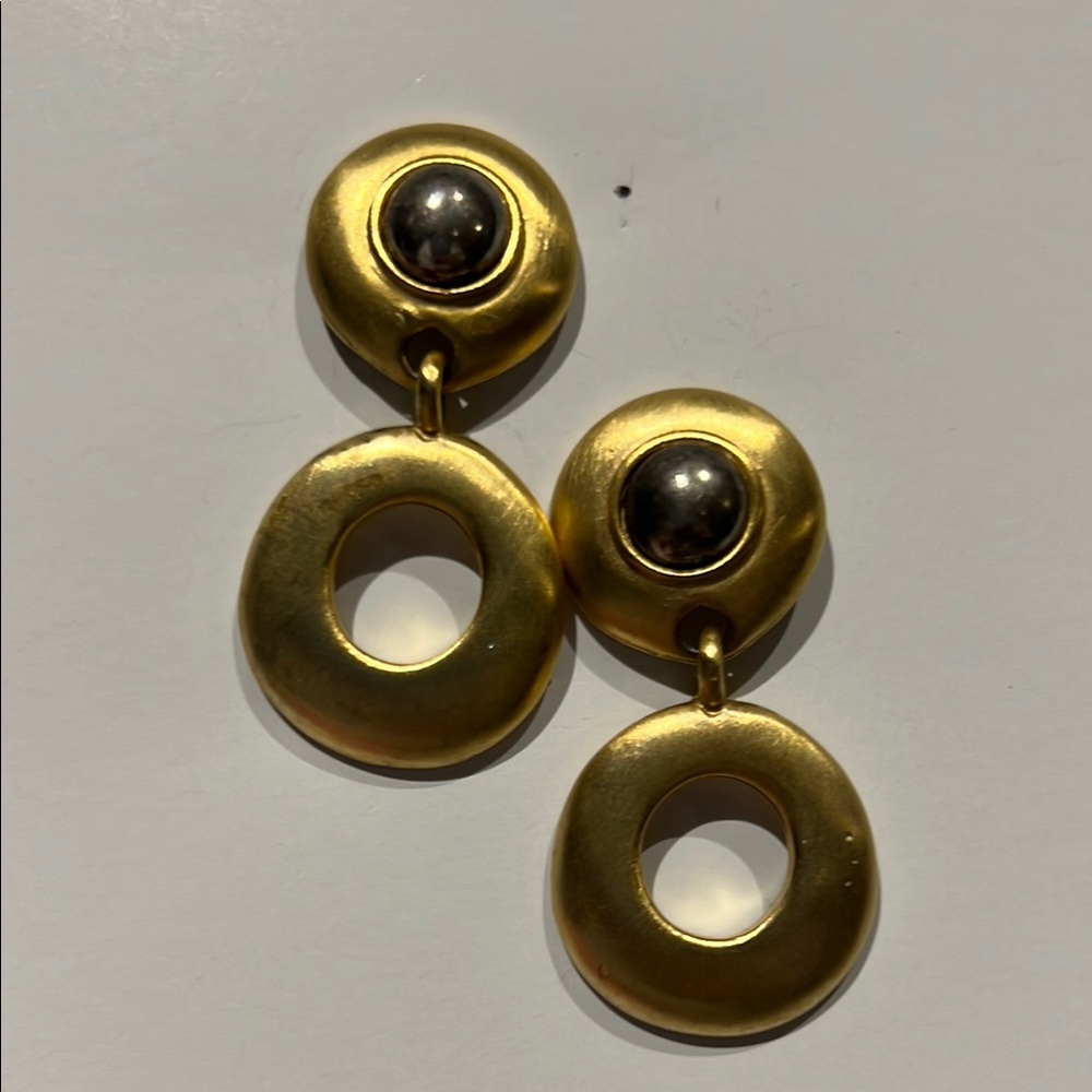 Elegant Gold Drop Earrings
